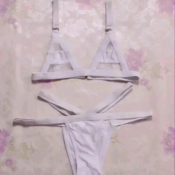 "Marie" Push-Up Bandage Bikini - Picture 3 of 7